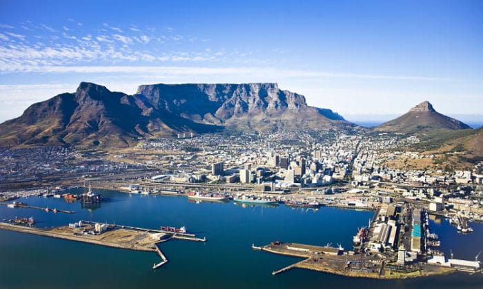 Vista aérea en donde se aprecia Table Mountain