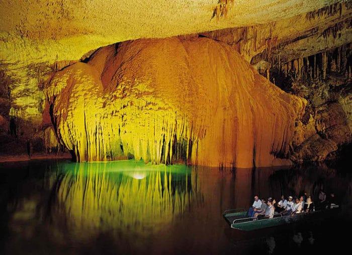 Galería Inferior de las cuevas Jeita Grotto